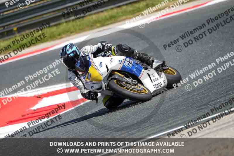 cadwell no limits trackday;cadwell park;cadwell park photographs;cadwell trackday photographs;enduro digital images;event digital images;eventdigitalimages;navarra;no limits trackdays;peter wileman photography;racing digital images;trackday digital images;trackday photos